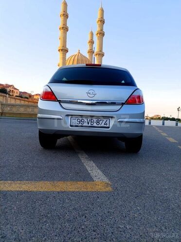 Opel Astra 2006, 181,900 km - 1.3 l - Bakı