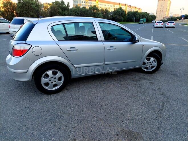 Opel Astra 2006, 181,900 km - 1.3 l - Bakı