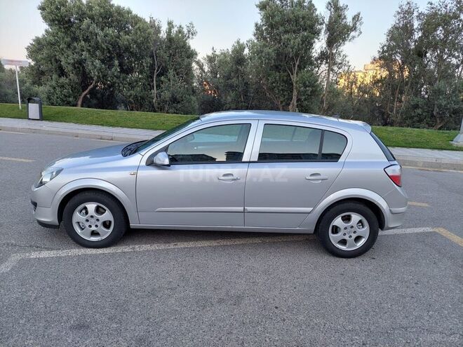 Opel Astra 2006, 181,900 km - 1.3 l - Bakı