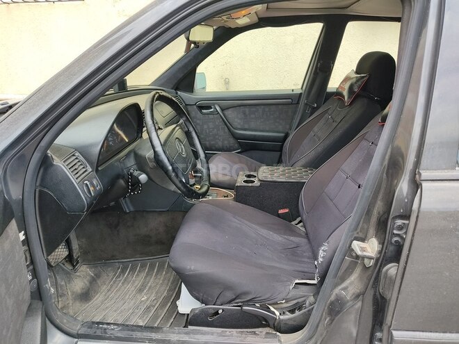 Mercedes C 180 1995, 409,270 km - 1.8 l - Bakı