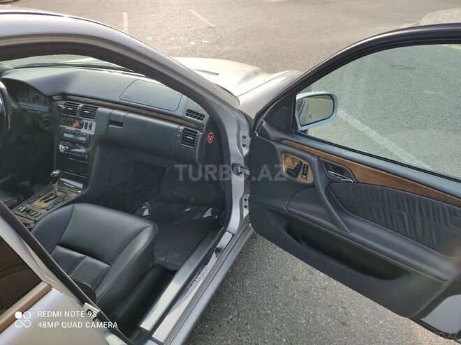 Mercedes E 320 2000, 202,886 km - 3.2 л - Bakı