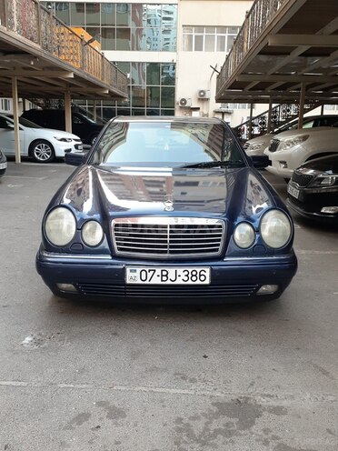 Mercedes E 280 1999, 315,631 km - 2.8 l - Bakı