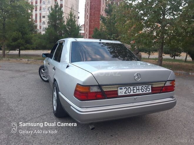 Mercedes E 200 1993, 150,000 km - 2.0 l - Gəncə