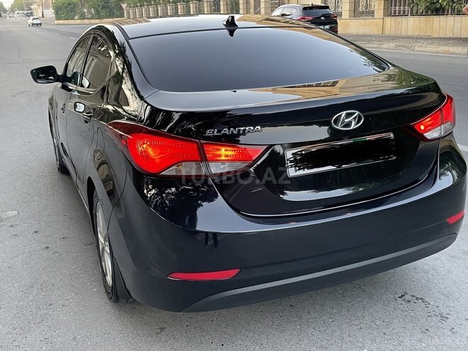 Hyundai Elantra 2015, 80,000 km - 1.8 l - Bakı