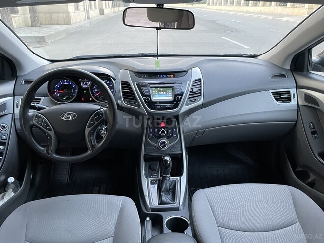 Hyundai Elantra 2015, 80,000 km - 1.8 l - Bakı