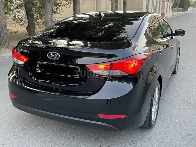 Hyundai Elantra 2015, 80,000 km - 1.8 l - Bakı