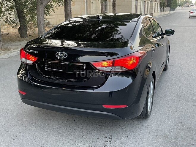 Hyundai Elantra 2015, 80,000 km - 1.8 l - Bakı