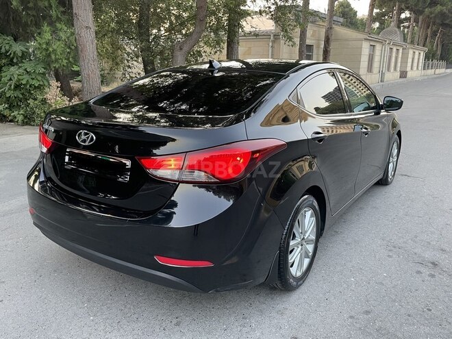 Hyundai Elantra 2015, 80,000 km - 1.8 l - Bakı