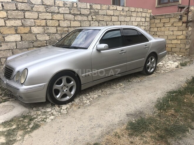 Mercedes E 240 2000, 307,000 km - 2.4 л - Bakı