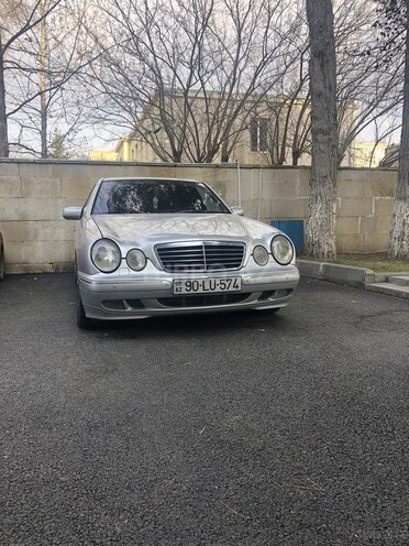 Mercedes E 240 2000, 307,000 km - 2.4 л - Bakı