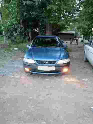 Opel Vectra 1998, 217,000 km - 2.0 l - Gəncə