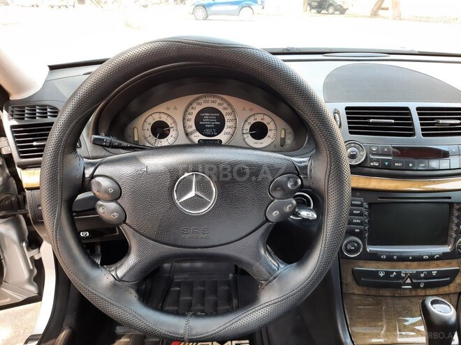 Mercedes E 280 2006, 270,000 km - 2.8 l - Bakı