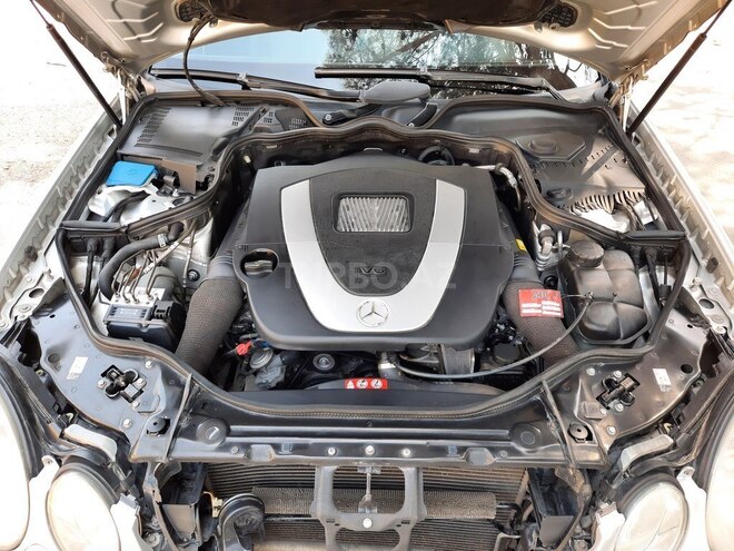 Mercedes E 280 2006, 270,000 km - 2.8 l - Bakı
