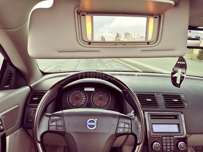 Volvo  2007, 74,600 km - 2.4 l - Bakı