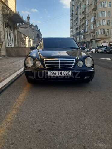 Mercedes E 320 2001, 170,000 km - 3.2 l - Bakı