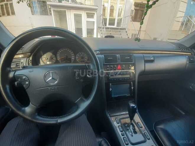 Mercedes E 320 2001, 170,000 km - 3.2 l - Bakı