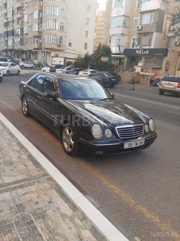 Mercedes E 320 2001, 170,000 km - 3.2 l - Bakı