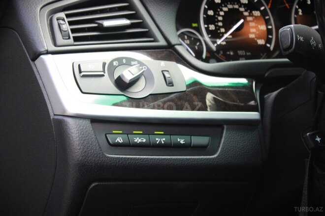 BMW 528 2012, 126,000 km - 2.0 л - Bakı