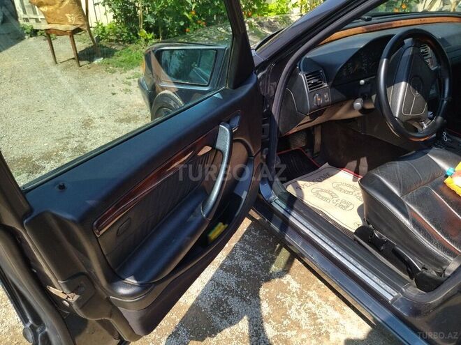 Mercedes C 200 1998, 208,680 km - 2.0 l - Bakı