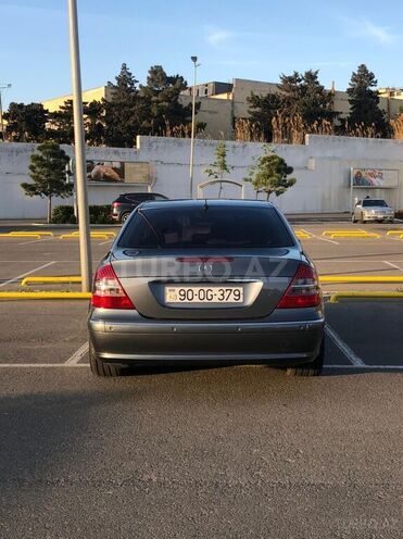 Mercedes E 280 2005, 197,000 km - 3.0 l - Bakı