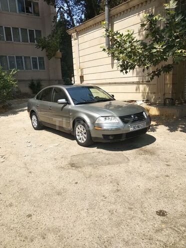Volkswagen Passat 2003, 369,000 km - 1.8 л - Bakı