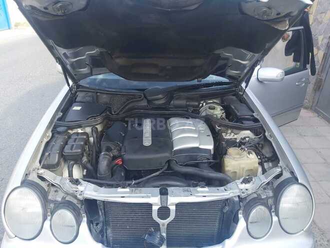 Mercedes E 220 2000, 391,000 km - 2.2 l - Xırdalan