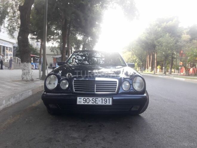 Mercedes E 240 1998, 365,000 km - 2.4 л - Sumqayıt
