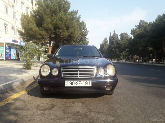 Mercedes E 240 1998, 365,000 km - 2.4 л - Sumqayıt