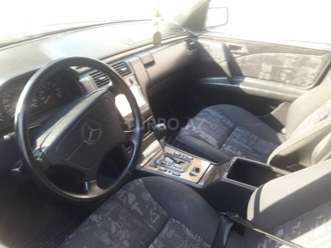 Mercedes E 240 1998, 365,000 km - 2.4 л - Sumqayıt