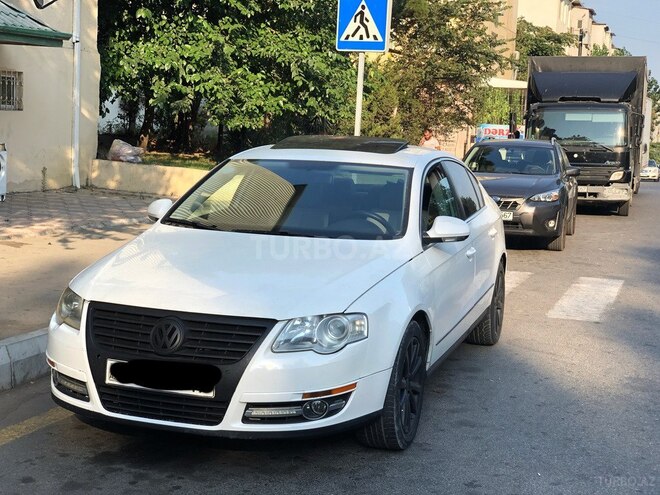 Volkswagen Passat 2005, 208,000 km - 2.0 l - Bakı