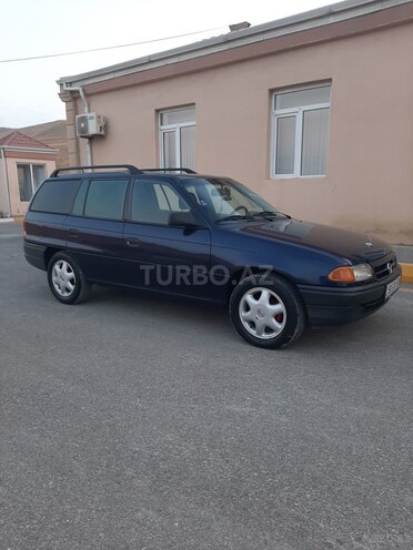 Opel Astra 1993, 307,000 km - 1.6 л - Bakı