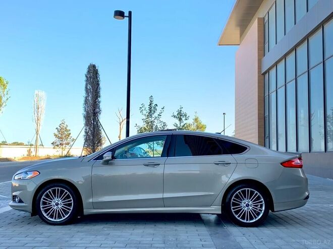 Ford Fusion 2015, 158,000 km - 1.5 l - Bakı