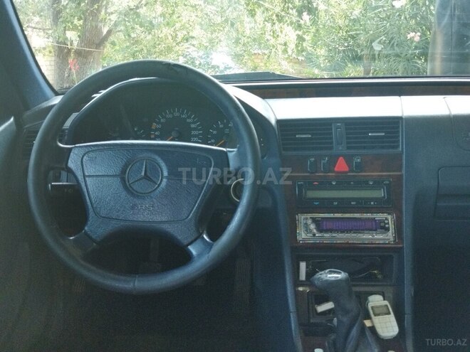 Mercedes C 200 1998, 200,000 km - 2.0 l - Gəncə