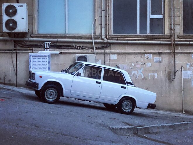 LADA (VAZ) 2107 2009, 110,000 km - 1.6 l - Bakı