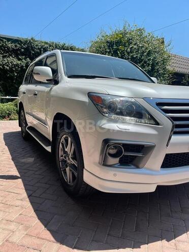 Lexus LX 570 2013, 94,470 km - 5.7 l - Bakı