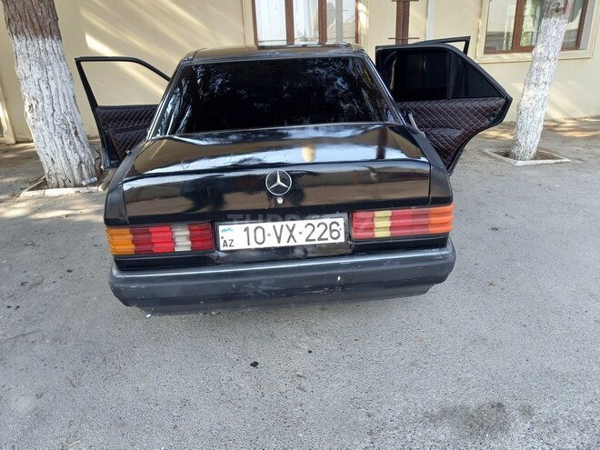 Mercedes 190 1990, 220,000 km - 2.0 л - Bakı