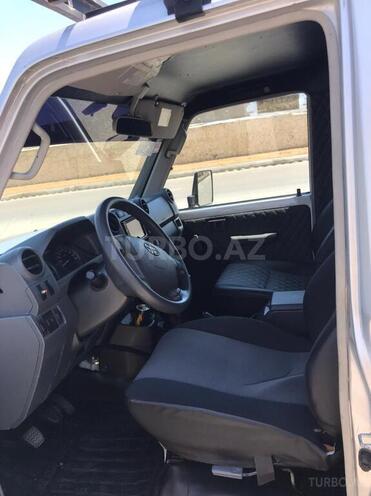 Toyota Land Cruiser 2011, 160,000 km - 4.2 l - Bakı