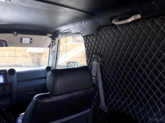 Toyota Land Cruiser 2011, 160,000 km - 4.2 l - Bakı