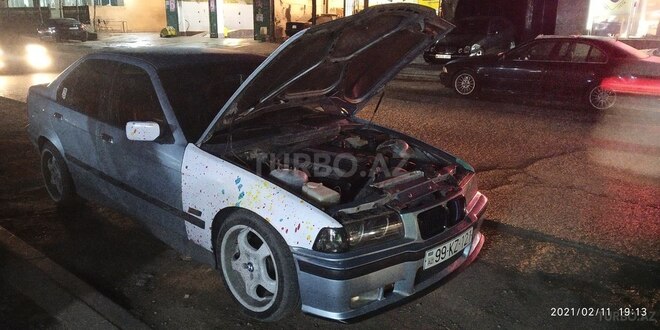 BMW 320 1992, 411,000 km - 2.0 л - Bakı
