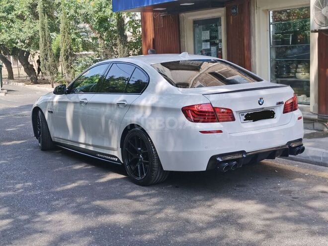BMW 520 2016, 77,000 km - 2.0 l - Bakı
