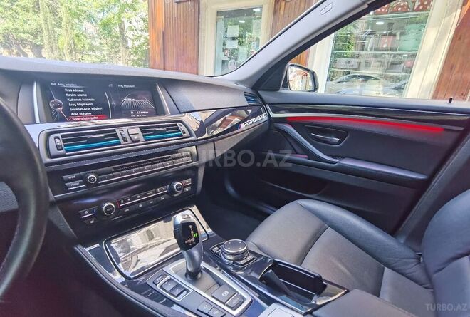 BMW 520 2016, 77,000 km - 2.0 l - Bakı