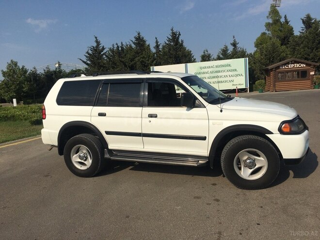 Mitsubishi Montero 1999, 328,670 km - 3.0 l - Bakı