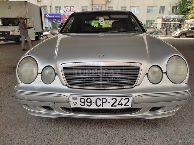 Mercedes E 270 2000, 351,000 km - 2.7 l - Bakı