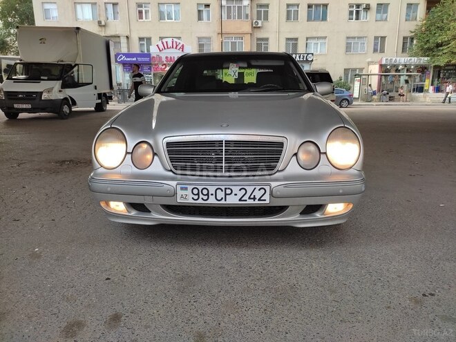 Mercedes E 270 2000, 351,000 km - 2.7 l - Bakı