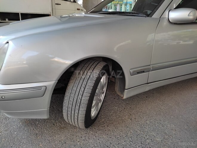 Mercedes E 270 2000, 351,000 km - 2.7 l - Bakı