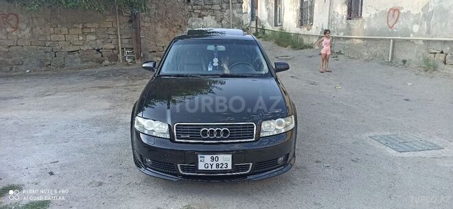 Audi A4 2004, 267,700 km - 1.8 l - Bakı