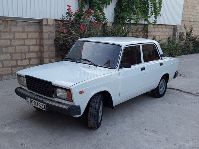 LADA (VAZ) 2107 2005, 131,600 km - 1.5 l - Salyan