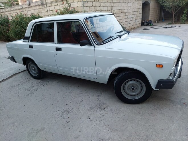 LADA (VAZ) 2107 2005, 131,600 km - 1.5 l - Salyan