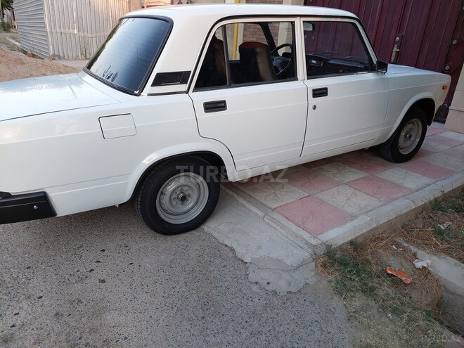 LADA (VAZ) 2107 2005, 131,600 km - 1.5 l - Salyan