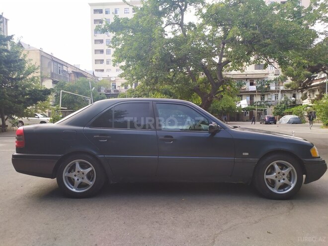 Mercedes C 200 1997, 300,000 km - 2.0 l - Bakı
